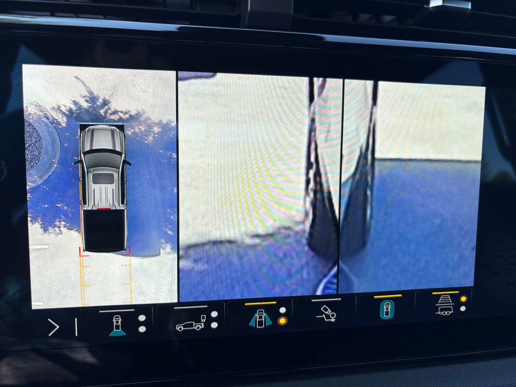 Certified 2023 GMC Sierra 1500 AT4 w/ AT4 Premium Package AWD/4WD image 32