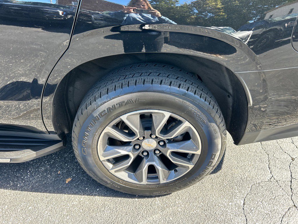 Used 2021 Chevrolet Tahoe LT w/ LT Signature Package image 35