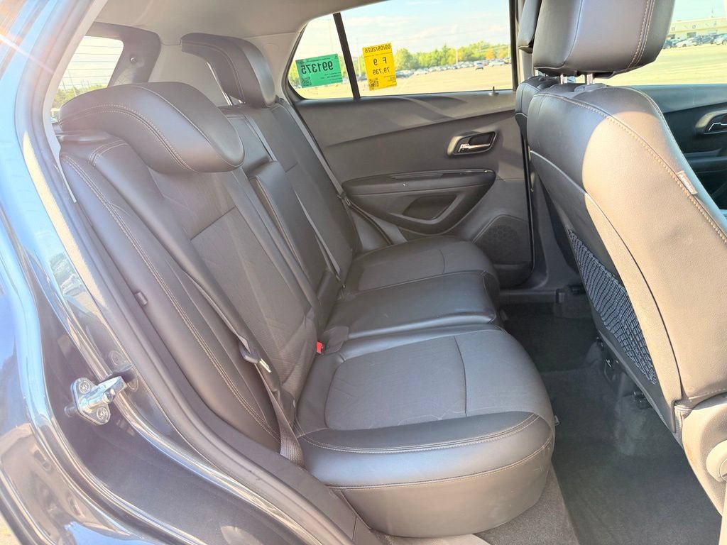 Used 2018 Chevrolet Trax LT w/ LT Convenience Package FWD image 15