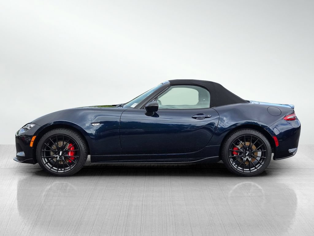 Certified 2025 MAZDA MX-5 Miata Club w/ Brembo/BBS Recaro Package RWD image 8
