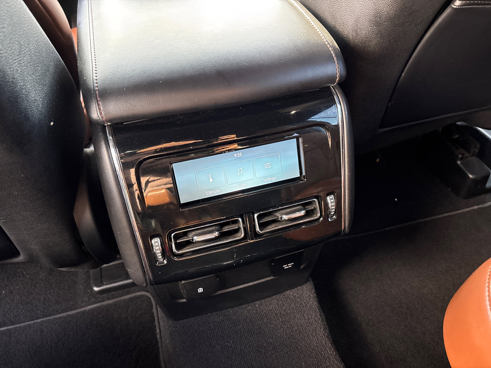 Used 2020 Lincoln Aviator Reserve image 31