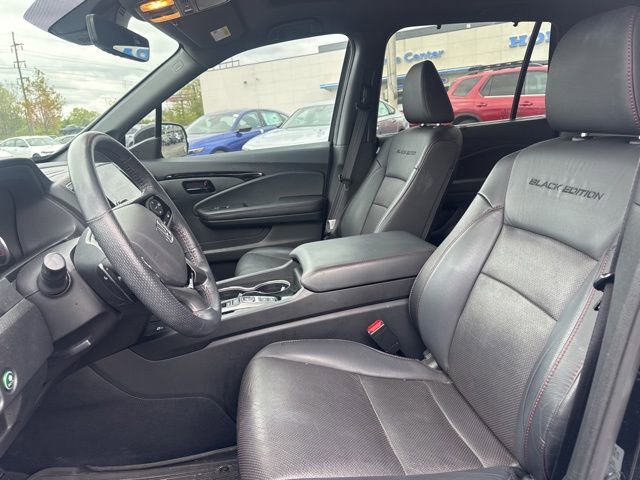 Used 2024 Honda Passport Black Edition image 17