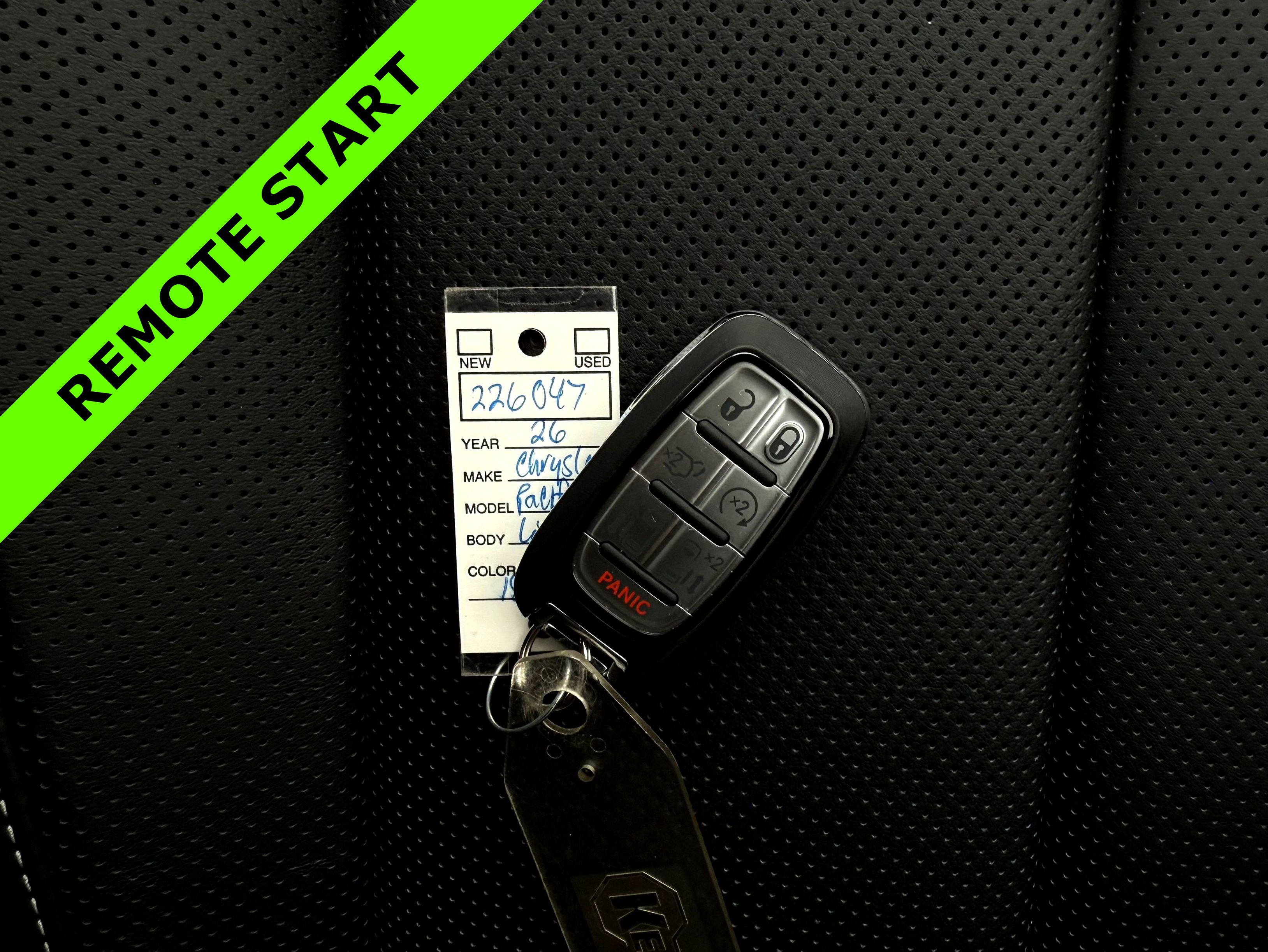 New 2026 Chrysler Pacifica Limited image 38