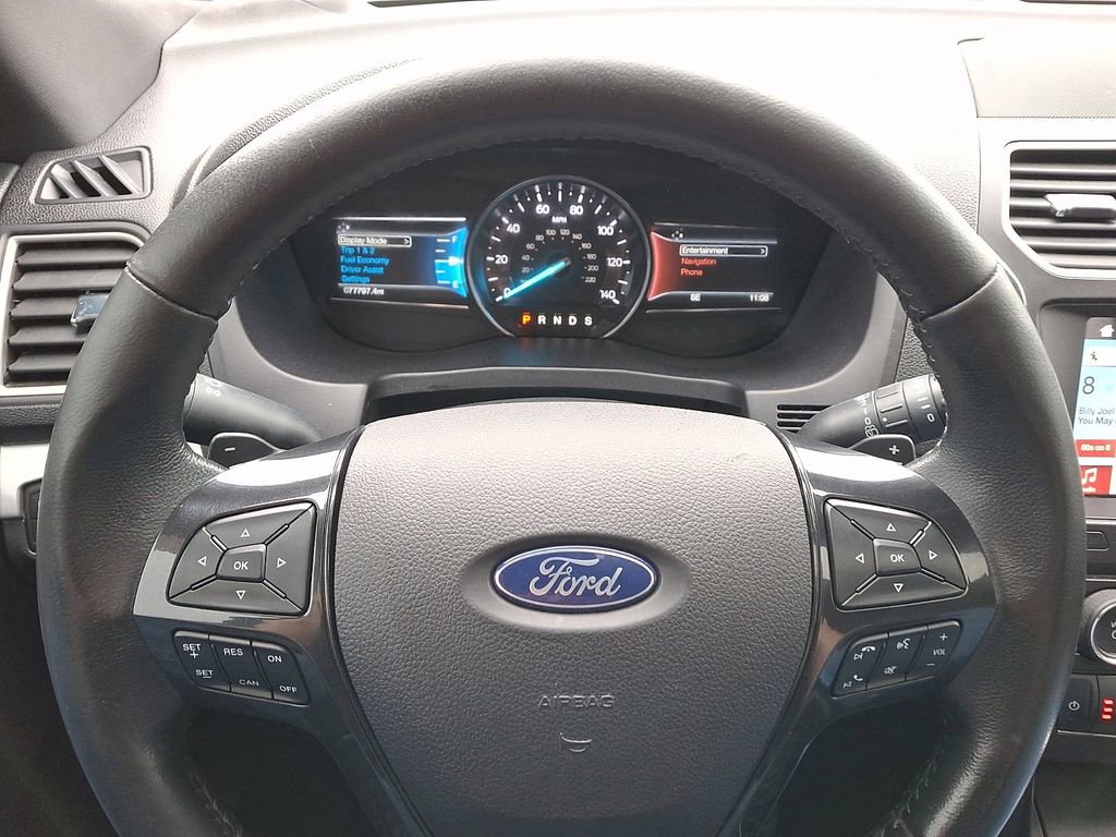 Certified 2017 Ford Explorer XLT w/ Equipment Group 202A image 21