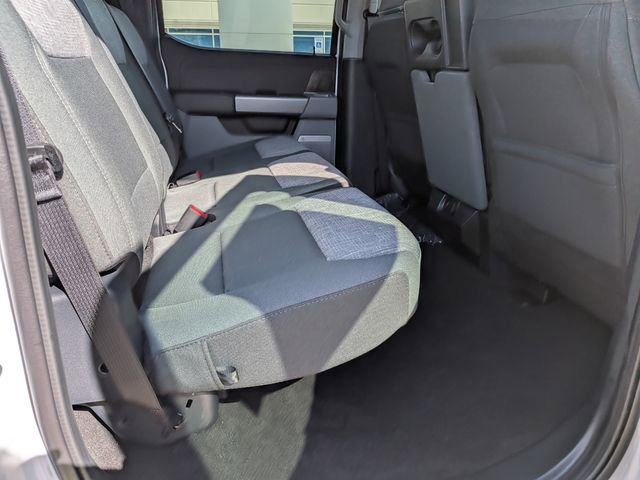 New 2026 Ford F250 XLT w/ XLT Premium Package AWD/4WD image 17