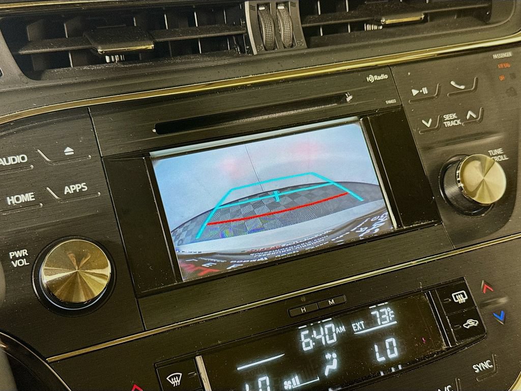 Used 2015 Toyota Avalon XLE FWD image 13
