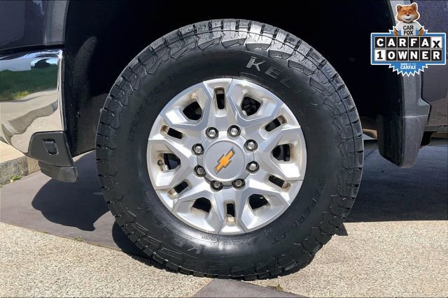 Used 2024 Chevrolet Silverado 2500 LTZ w/ LTZ Convenience Package image 9