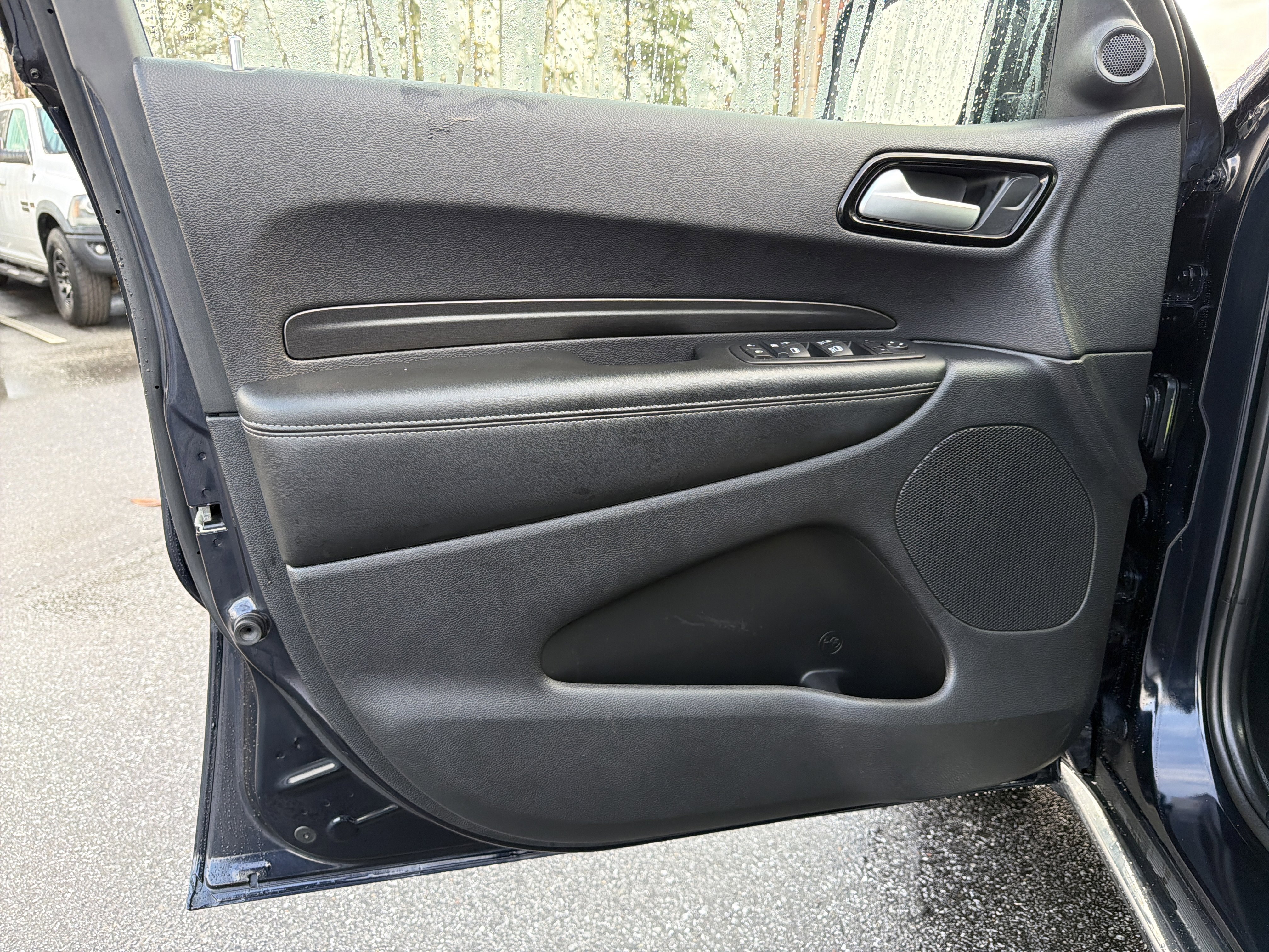 Used 2024 Dodge Durango SXT image 11