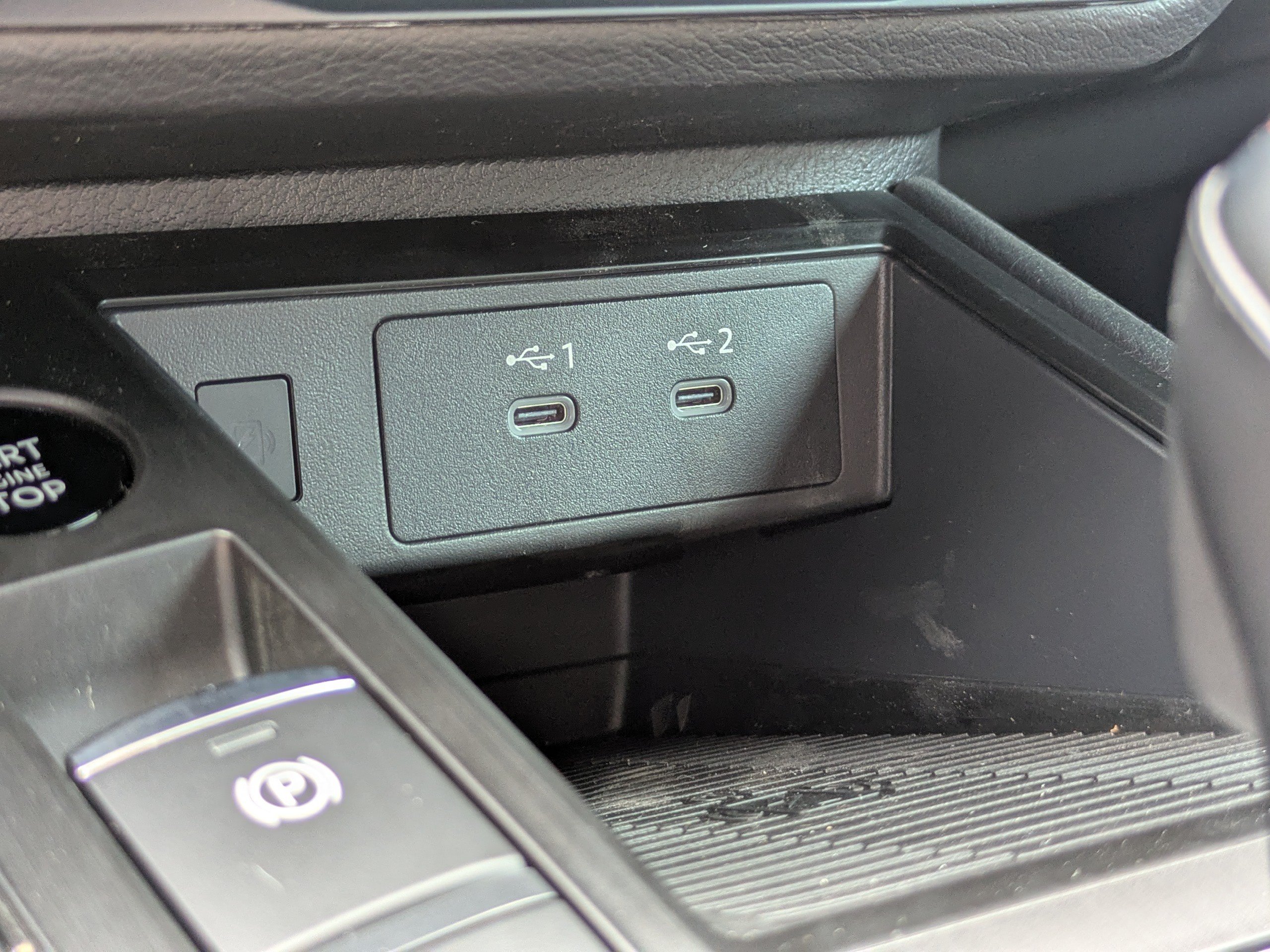 New 2026 Nissan Kicks SV w/ Charging Package FWD image 23