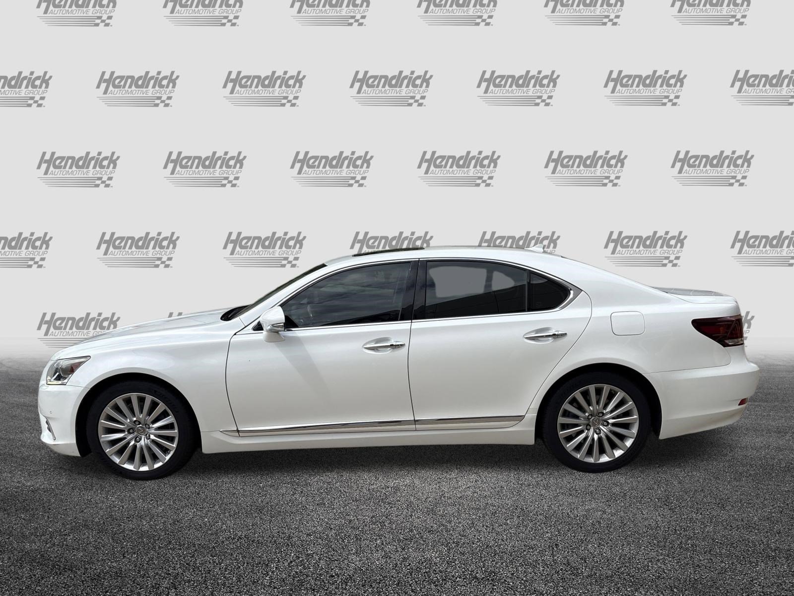 Used 2013 Lexus LS 460 AWD w/ Comfort Pkg image 7