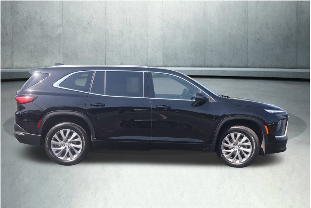 Used 2025 Buick Enclave Preferred AWD/4WD image 11
