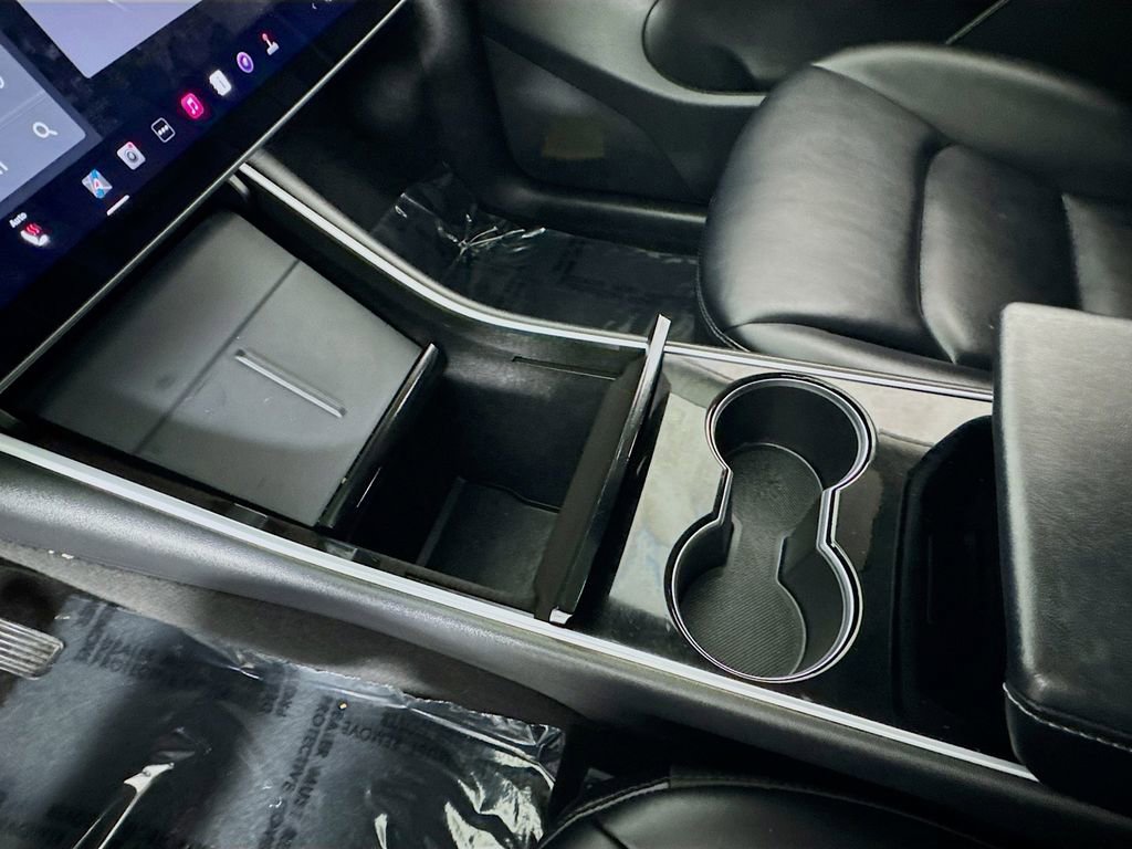 Used 2021 Tesla Model Y 2WD image 15