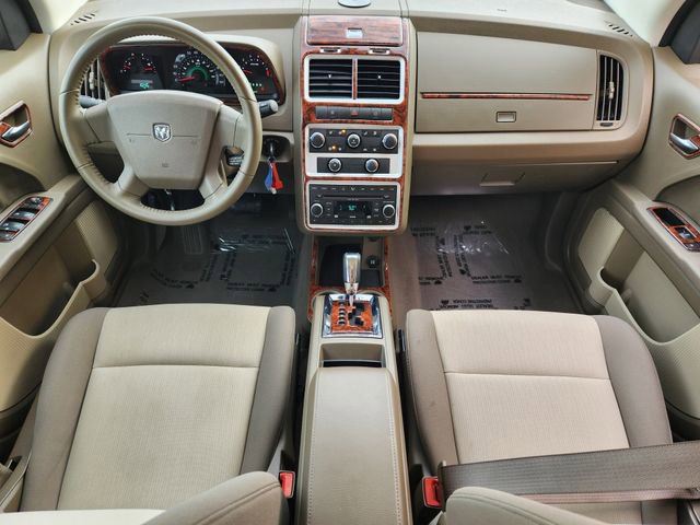 Used 2010 Dodge Journey SXT w/ Flexible Seating Group FWD image 26
