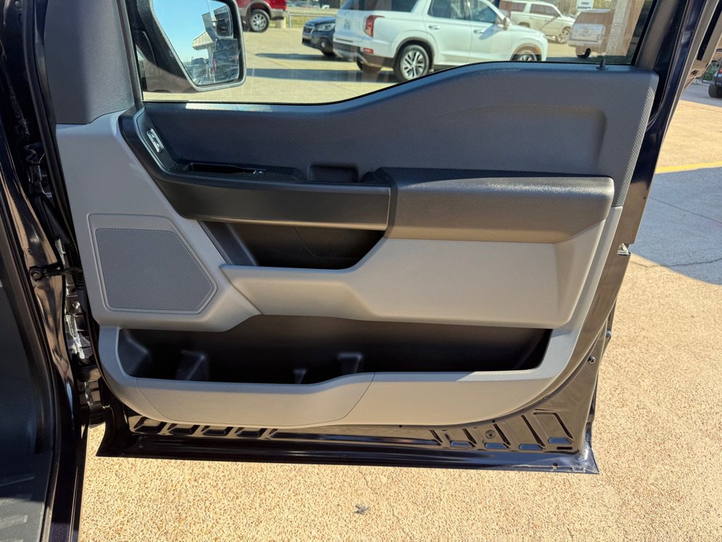 Used 2023 Ford F150 XL image 22