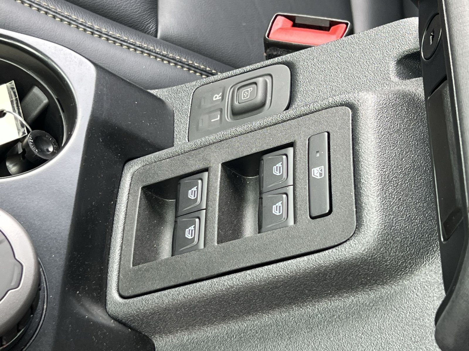 Used 2025 Ford Bronco Badlands AWD/4WD image 20