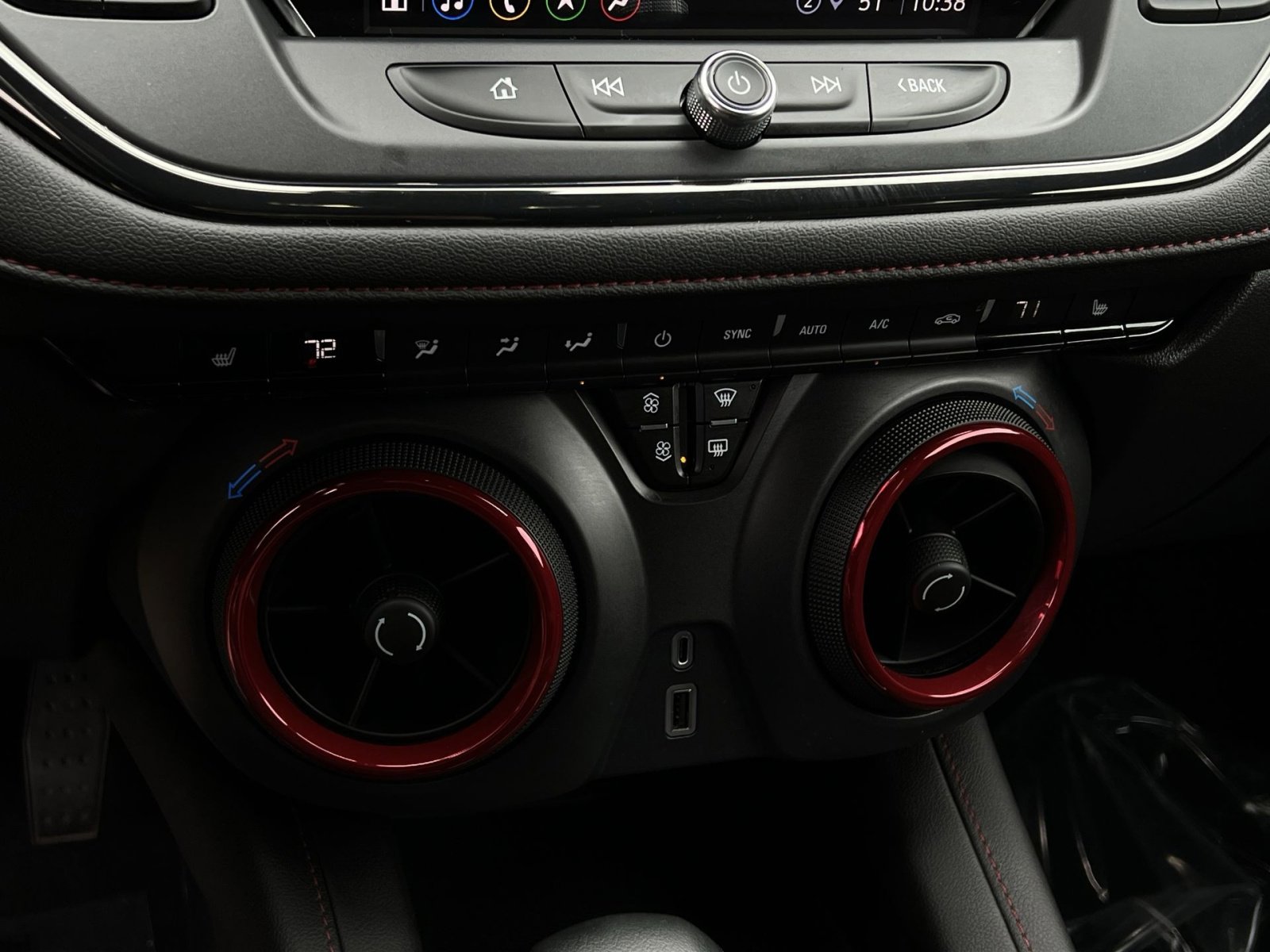 Used 2021 Chevrolet Blazer RS FWD image 33