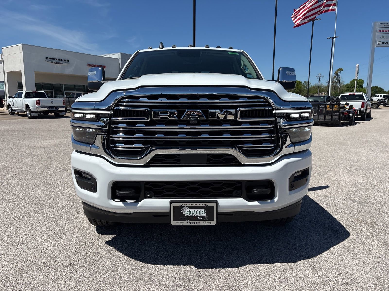 New 2026 RAM 2500 Limited AWD/4WD image 9