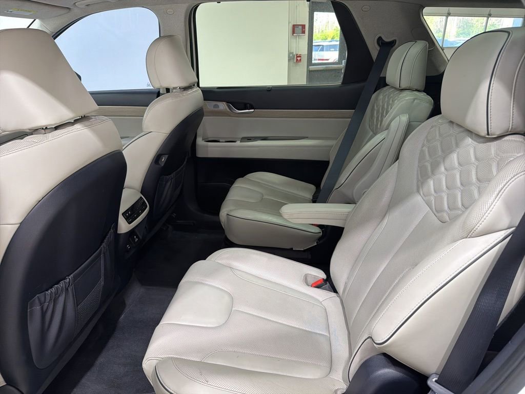 Used 2021 Hyundai Palisade Limited image 26