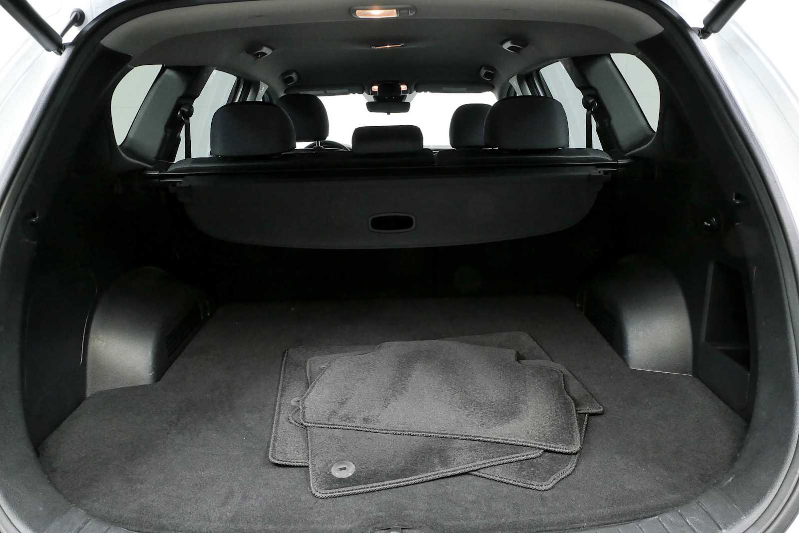 Used 2023 Hyundai Santa Fe SEL w/ Cargo Package AWD/4WD image 25