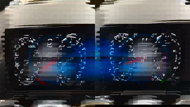 Used 2022 Mercedes-Benz GLA 250 4MATIC image 19