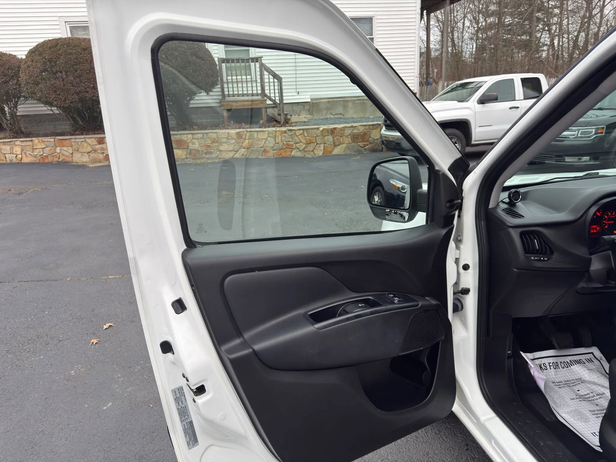 Used 2018 RAM ProMaster City Tradesman image 15