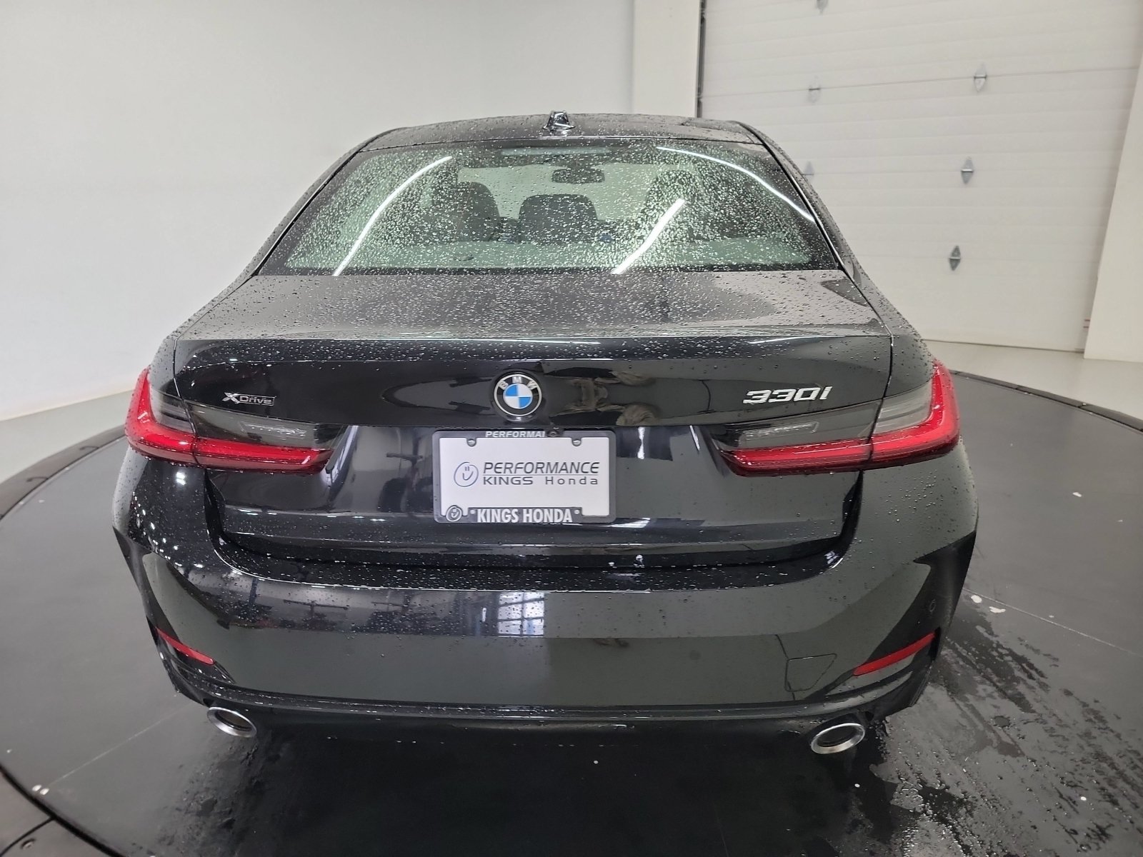 Used 2023 BMW 330i xDrive Sedan w/ Premium Package AWD/4WD image 8