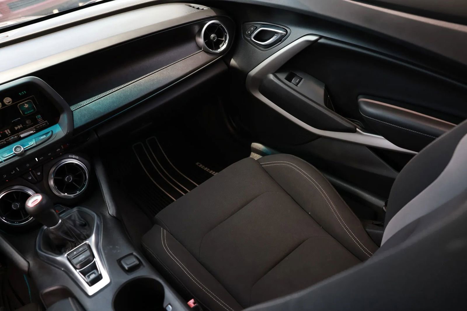 Used 2016 Chevrolet Camaro SS RWD image 14