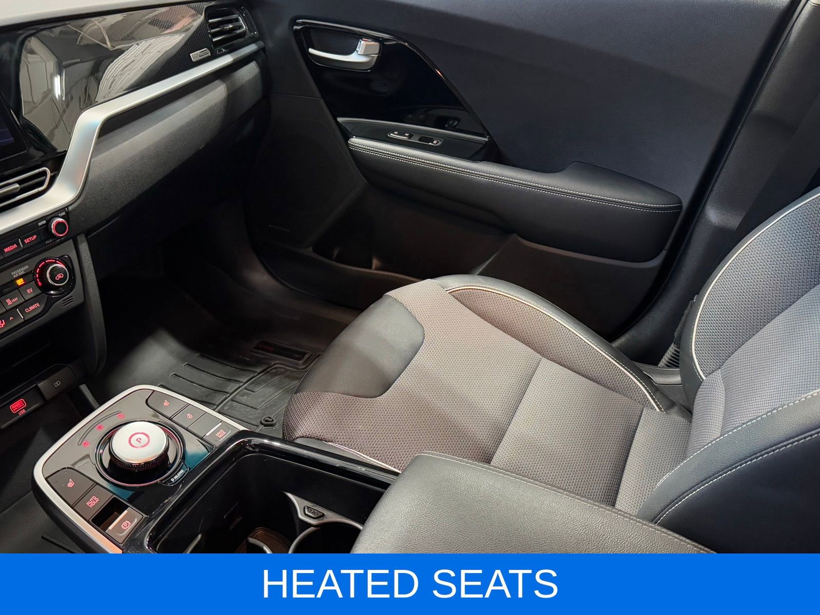 Used 2022 Kia Niro EX w/ Cold Weather Package image 16