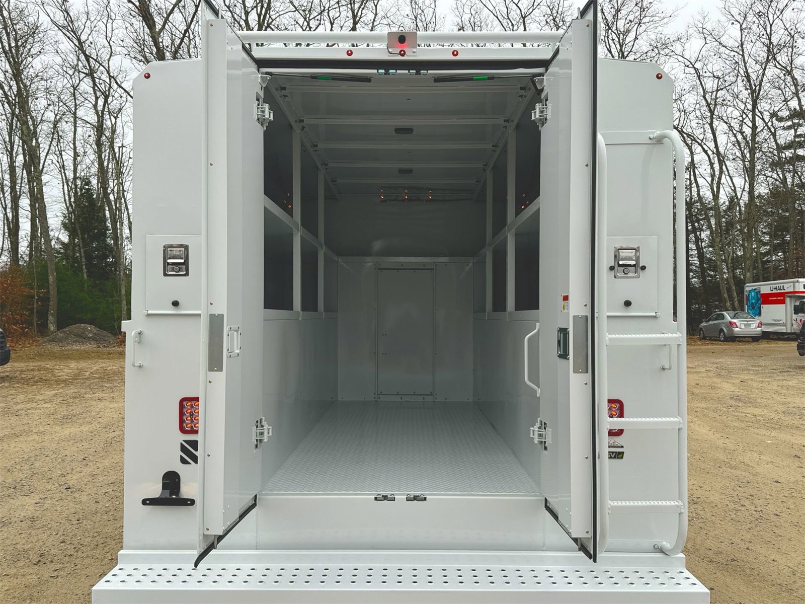 New 2025 Ford E-350 and Econoline 350 Super Duty w/ Power Equipment Group image 16