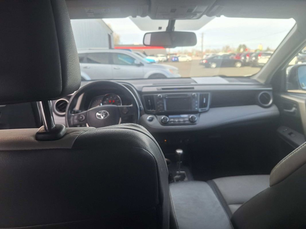 Used 2013 Toyota RAV4 Limited image 11