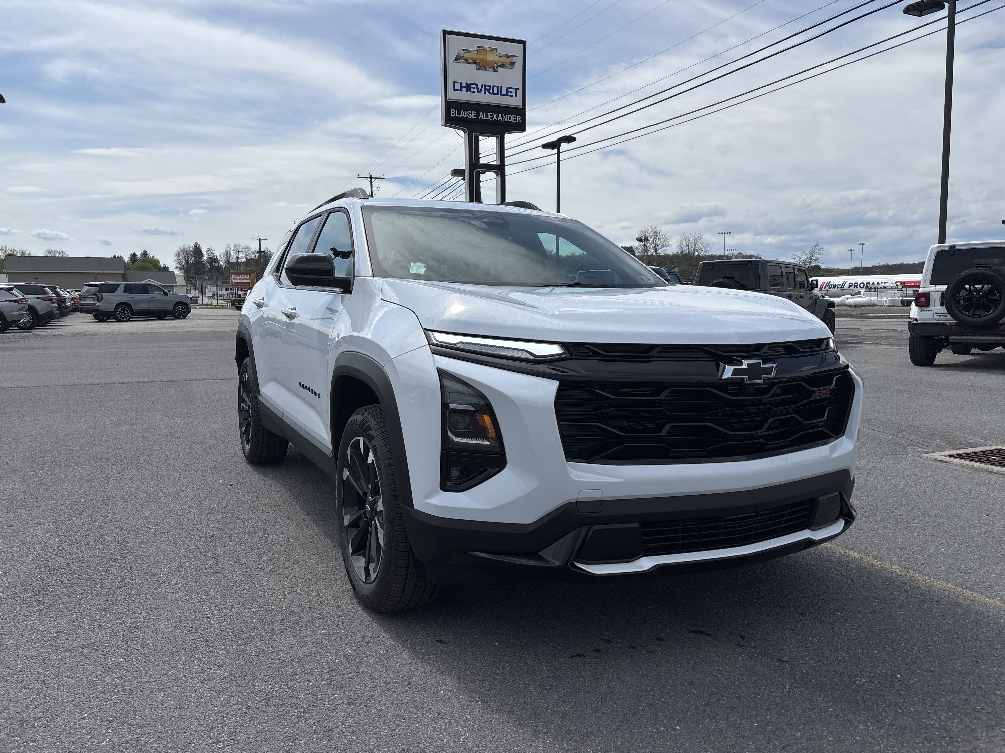 New 2026 Chevrolet Equinox RS w/ Convenience Package III AWD/4WD image 1