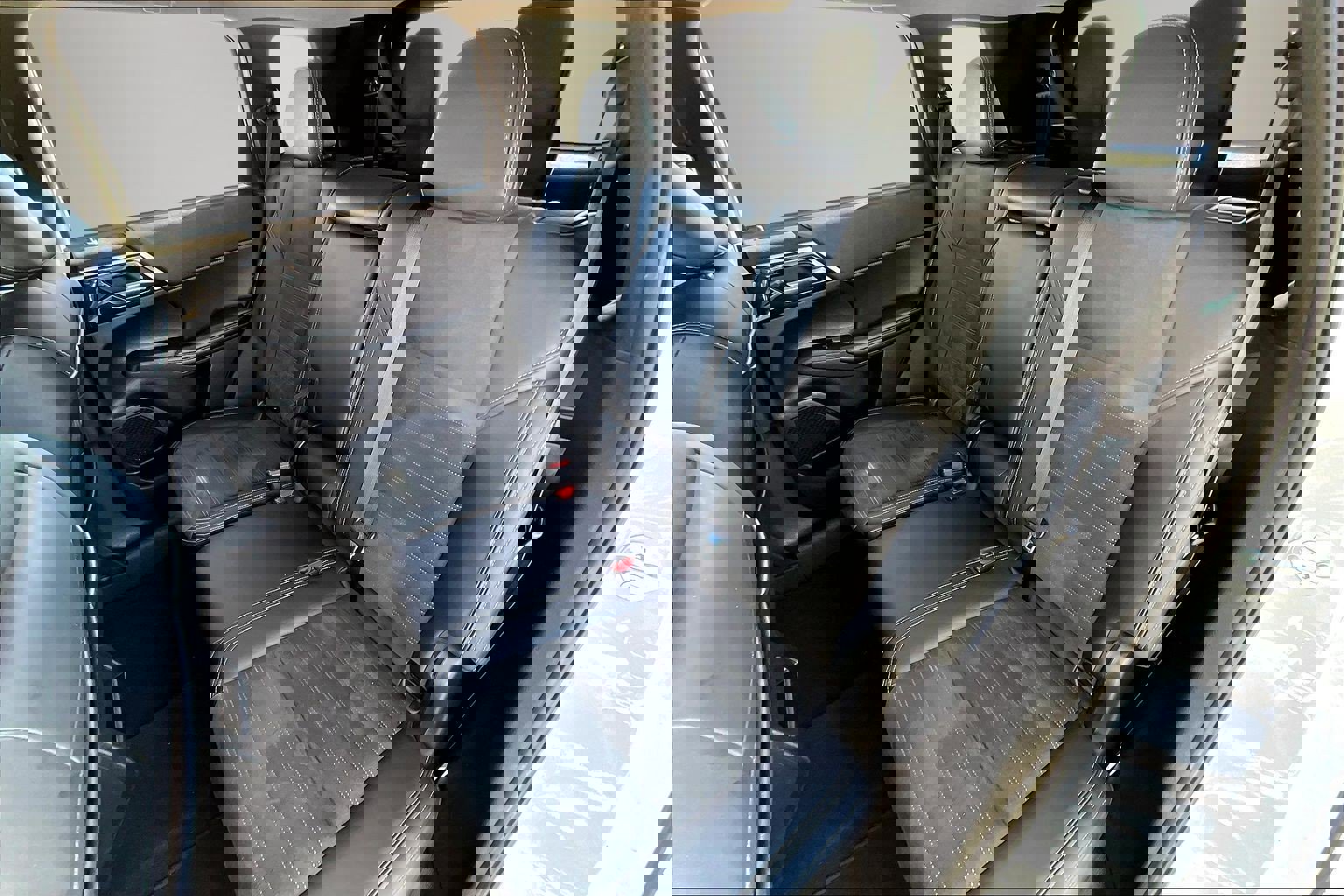 Used 2024 Mitsubishi Outlander SE image 22