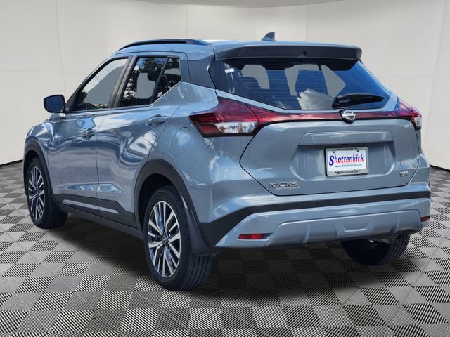 Used 2024 Nissan Kicks SR w/ SR Premium Package FWD image 8