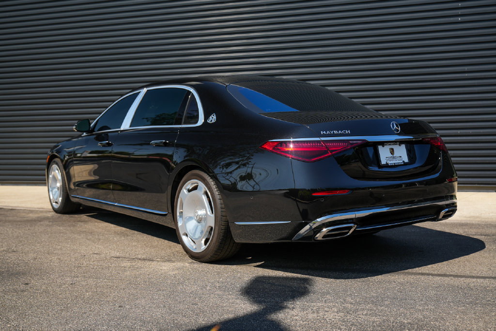 Used 2022 Mercedes-Benz Maybach S 580 4MATIC image 3