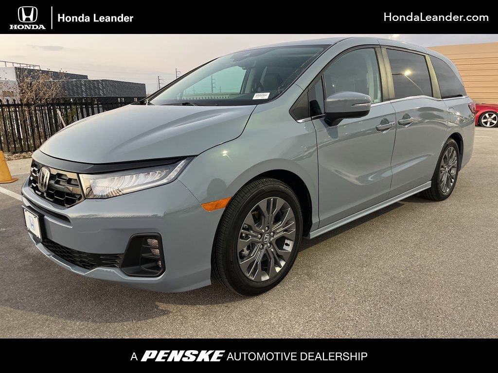 Certified 2026 Honda Odyssey Touring image 1