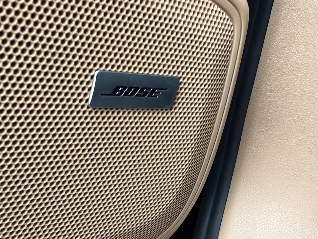 Used 2018 Porsche Panamera 4 w/ Premium Package Plus image 42