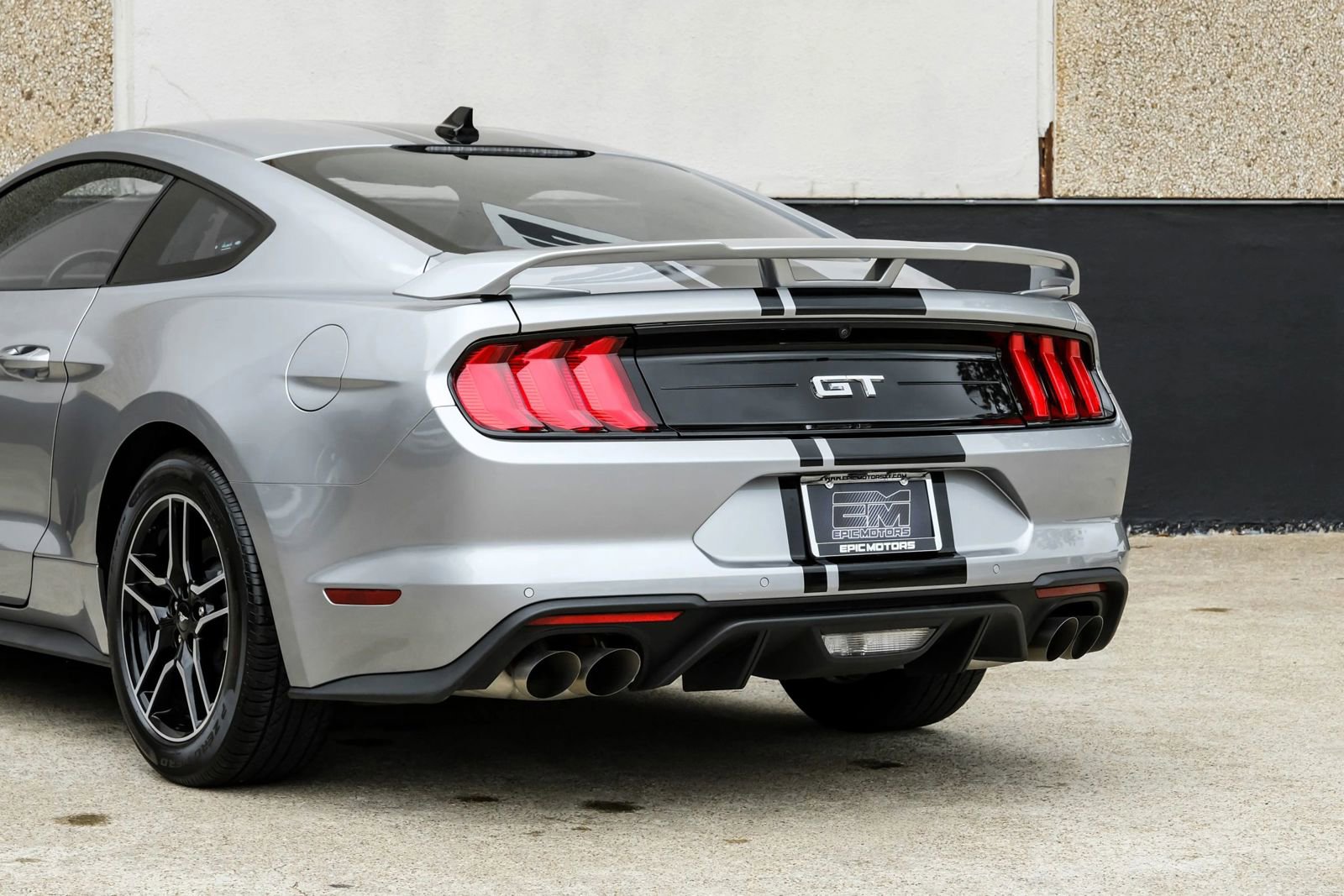 Used 2022 Ford Mustang GT RWD image 17