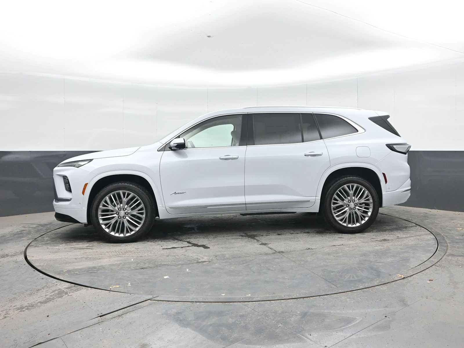 New 2027 Buick Enclave Avenir AWD/4WD image 4