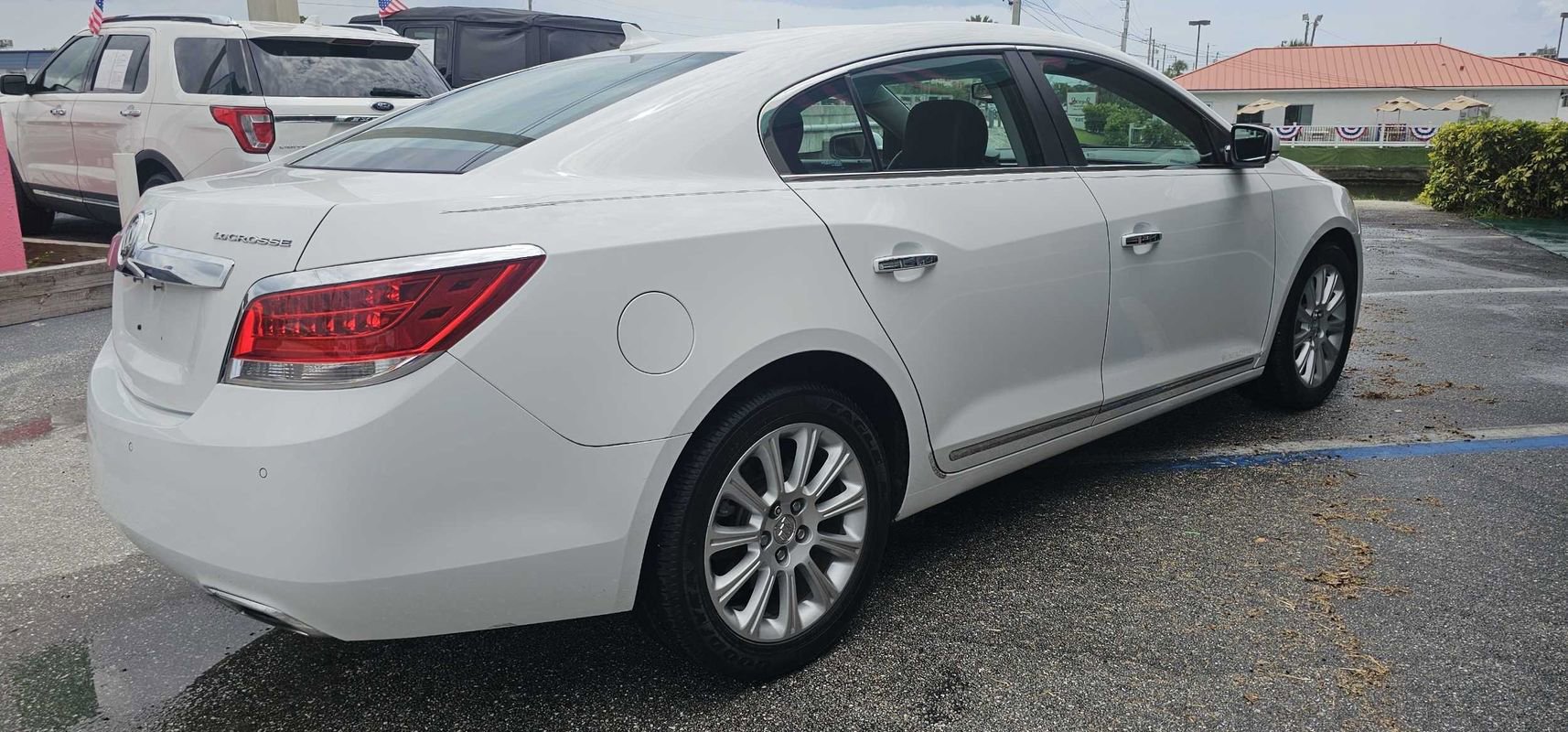 Used 2013 Buick LaCrosse Leather FWD image 22