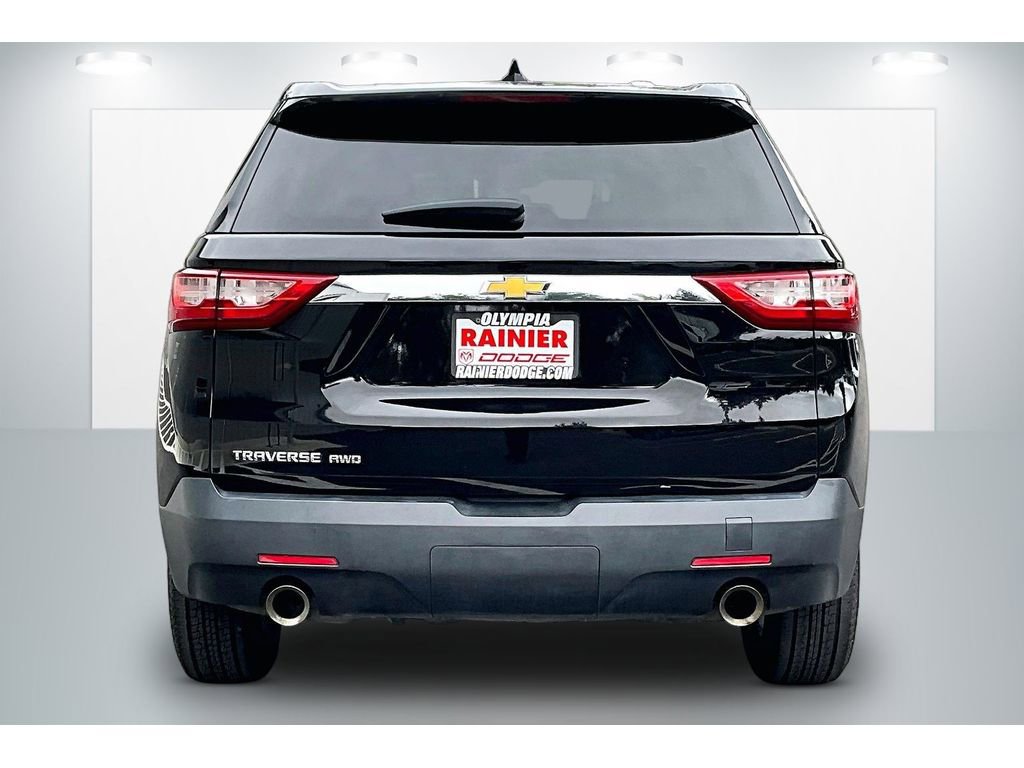 Used 2021 Chevrolet Traverse LS AWD/4WD image 4