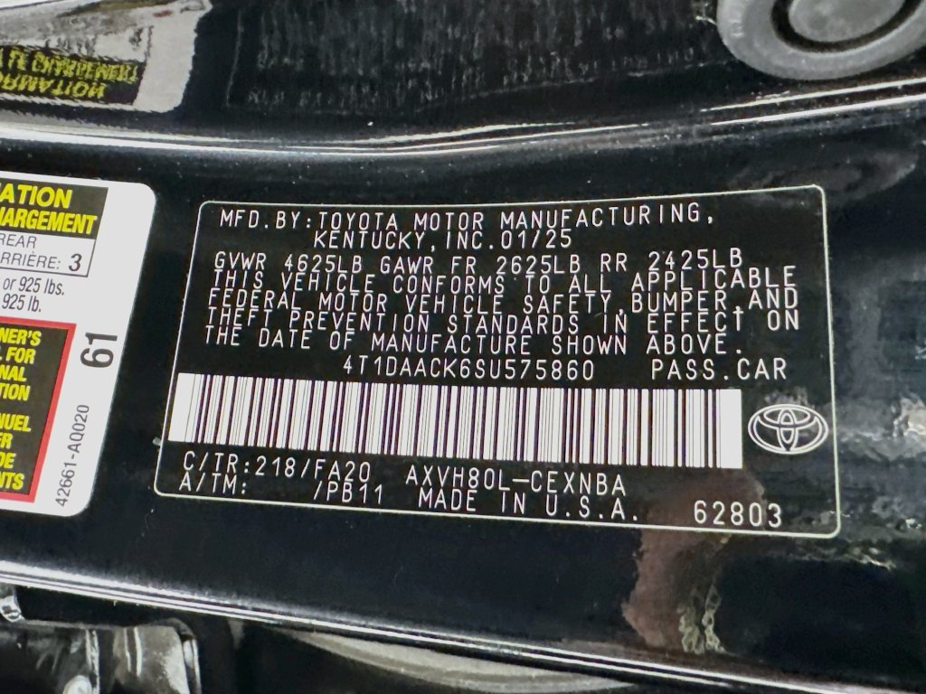 Used 2025 Toyota Camry LE FWD image 25