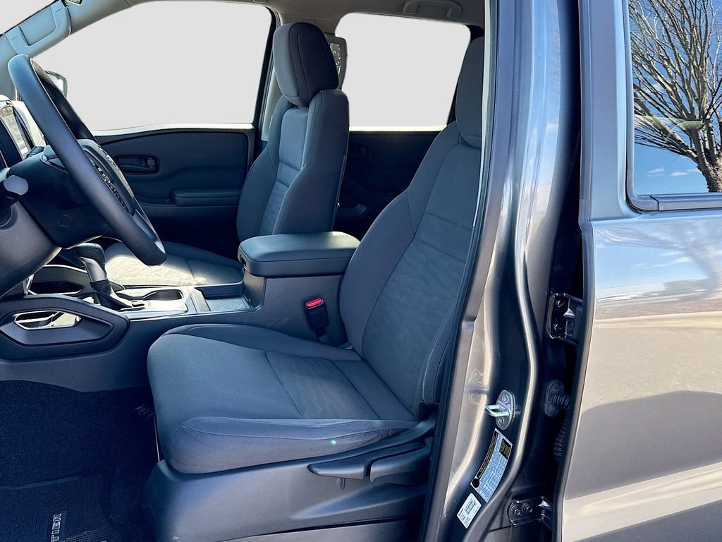 Used 2022 Nissan Frontier S w/ Technology Package image 19