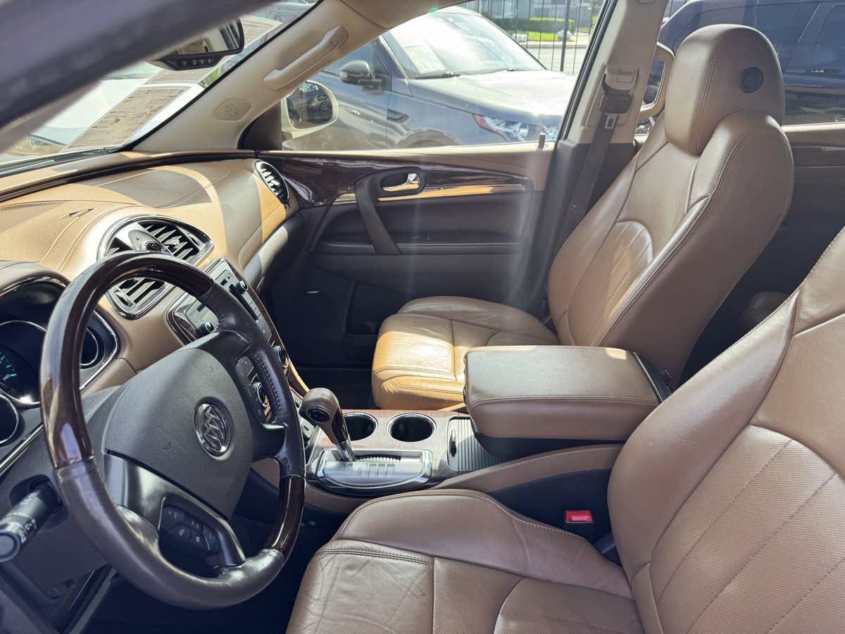 Used 2015 Buick Enclave Leather FWD image 36