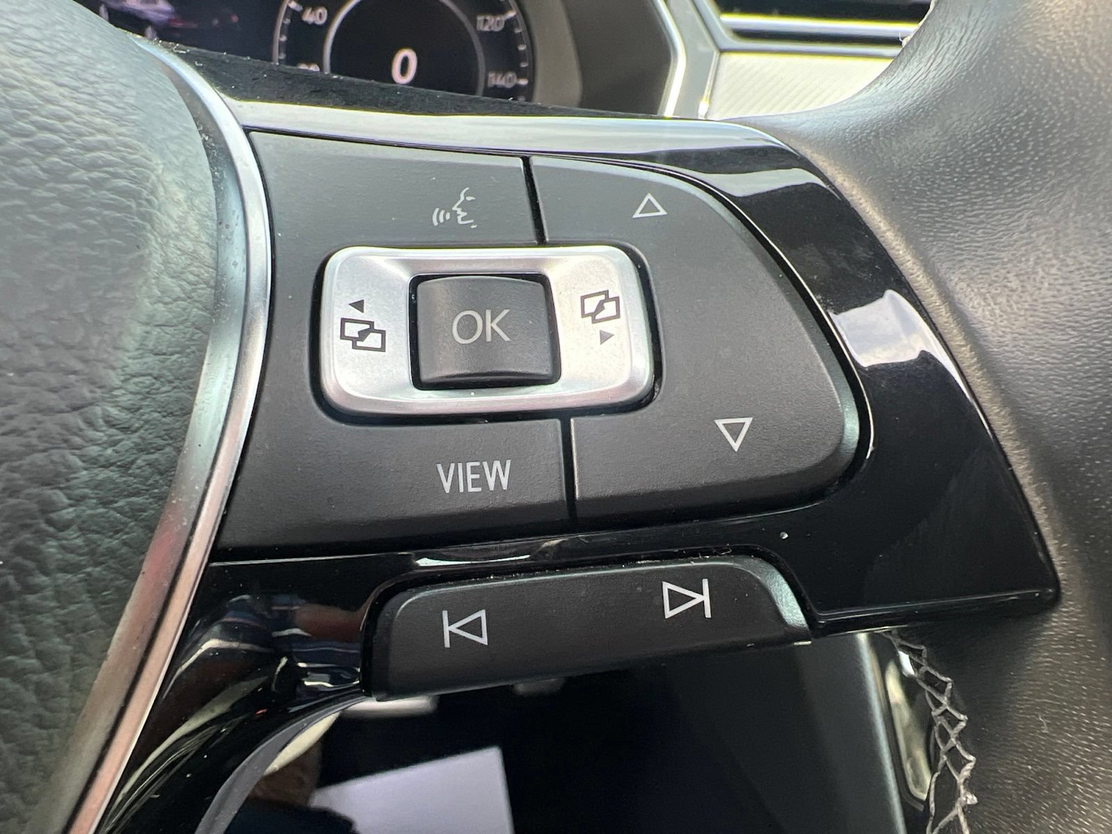 Used 2019 Volkswagen Arteon SEL Premium AWD/4WD image 35