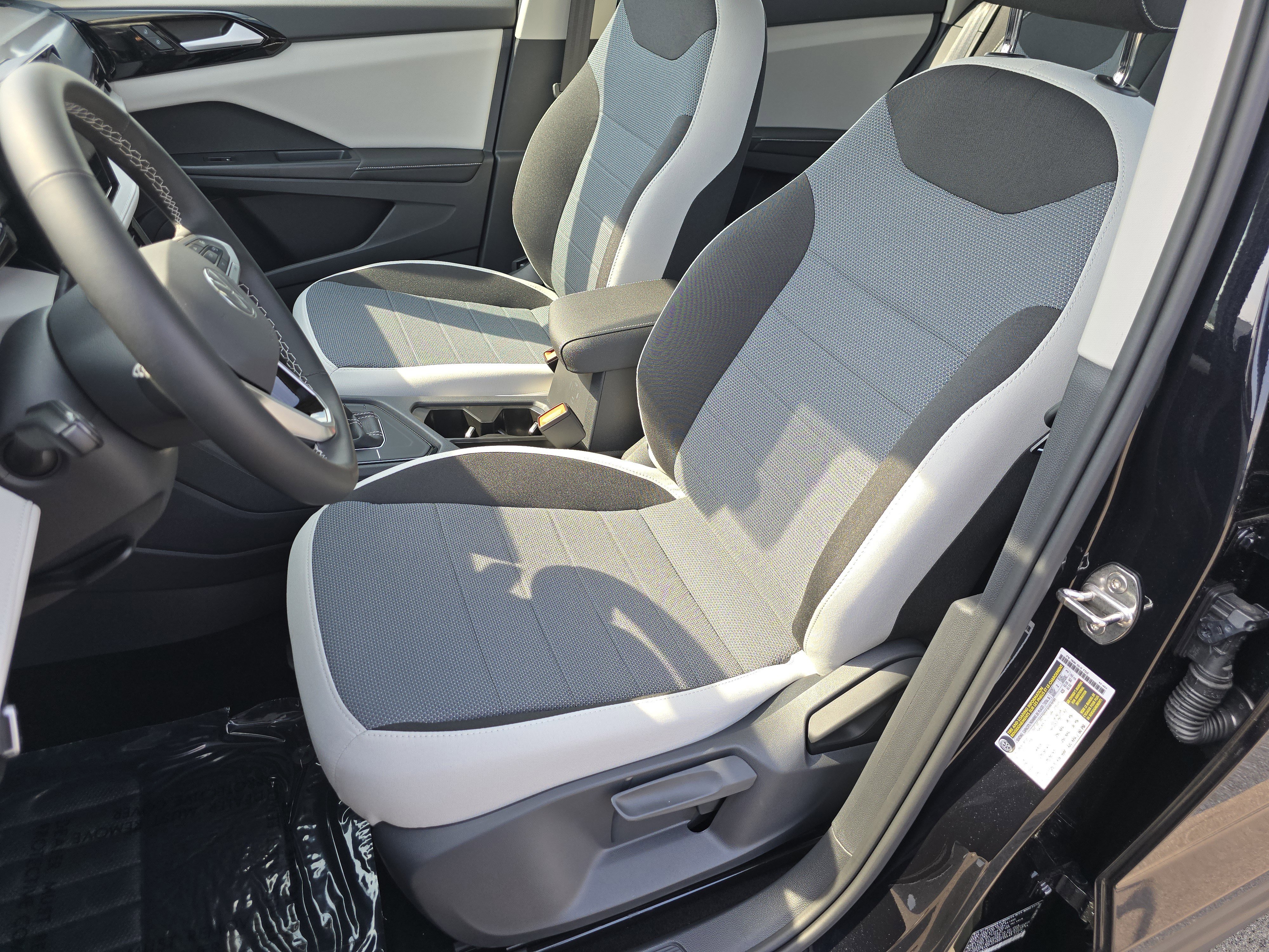 New 2025 Volkswagen Taos S image 21