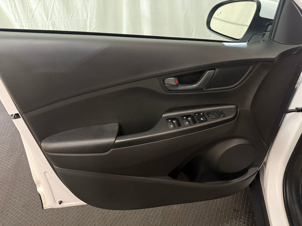 Used 2023 Hyundai Kona SEL w/ Cargo Package image 24