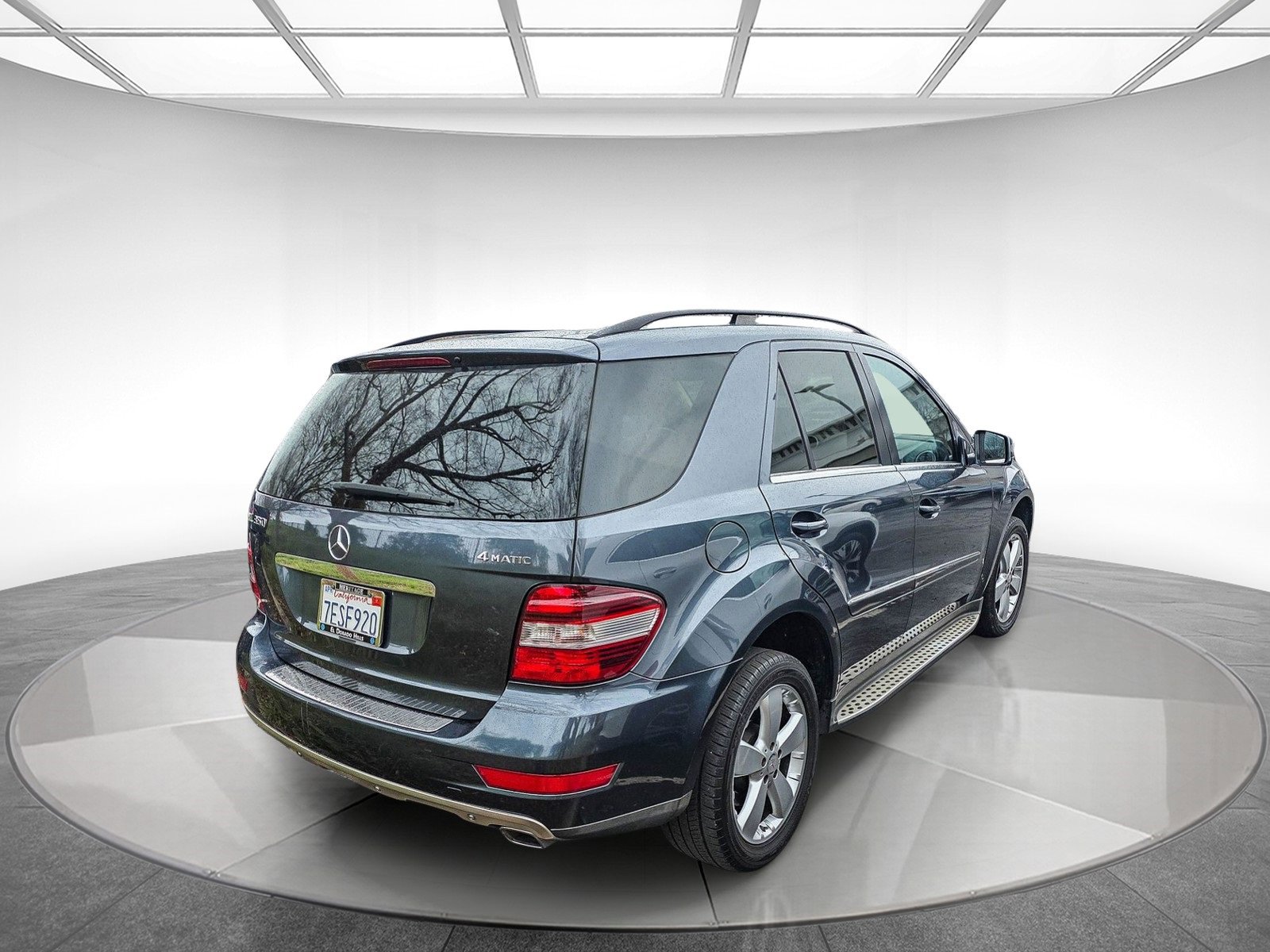 Used 2011 Mercedes-Benz ML 350 4MATIC image 3