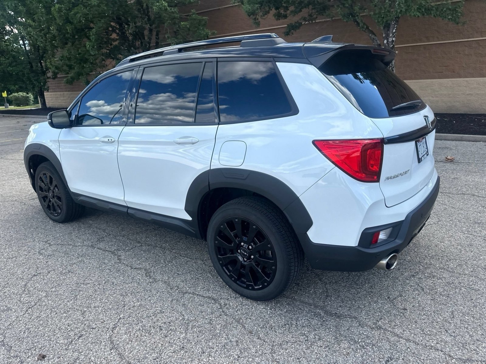 Used 2022 Honda Passport Elite image 17
