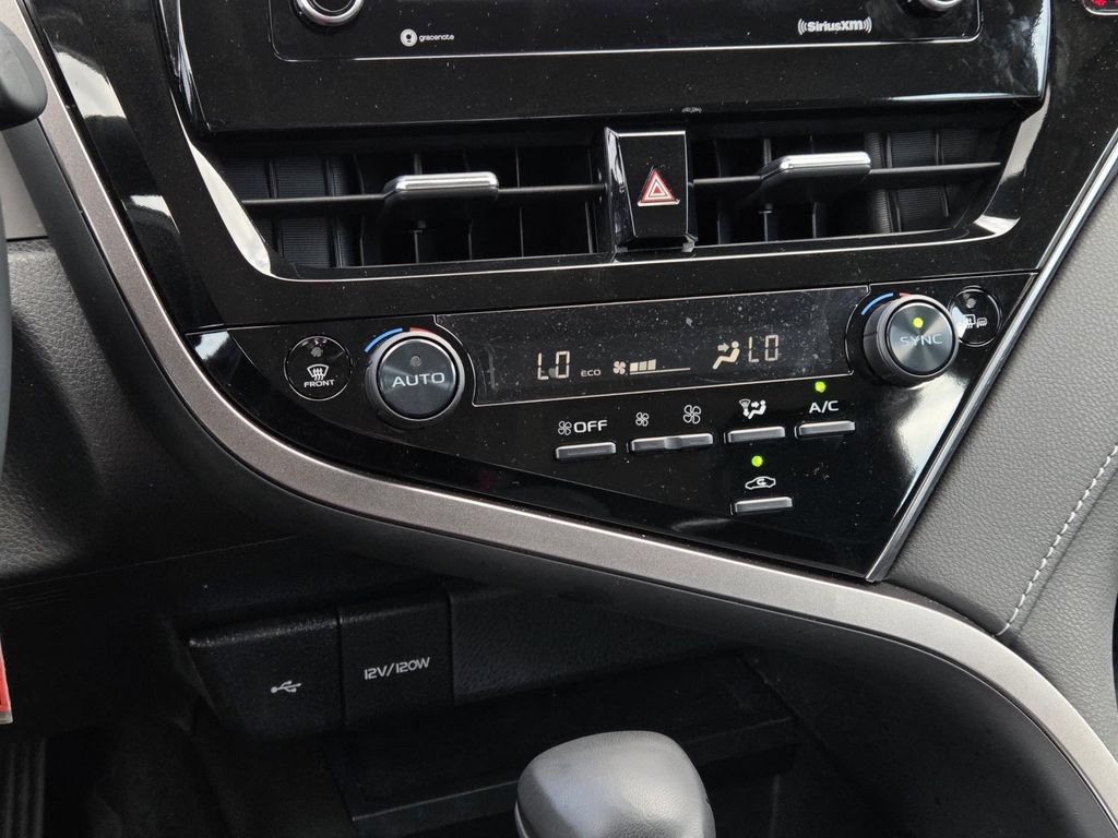 Used 2023 Toyota Camry SE FWD image 19