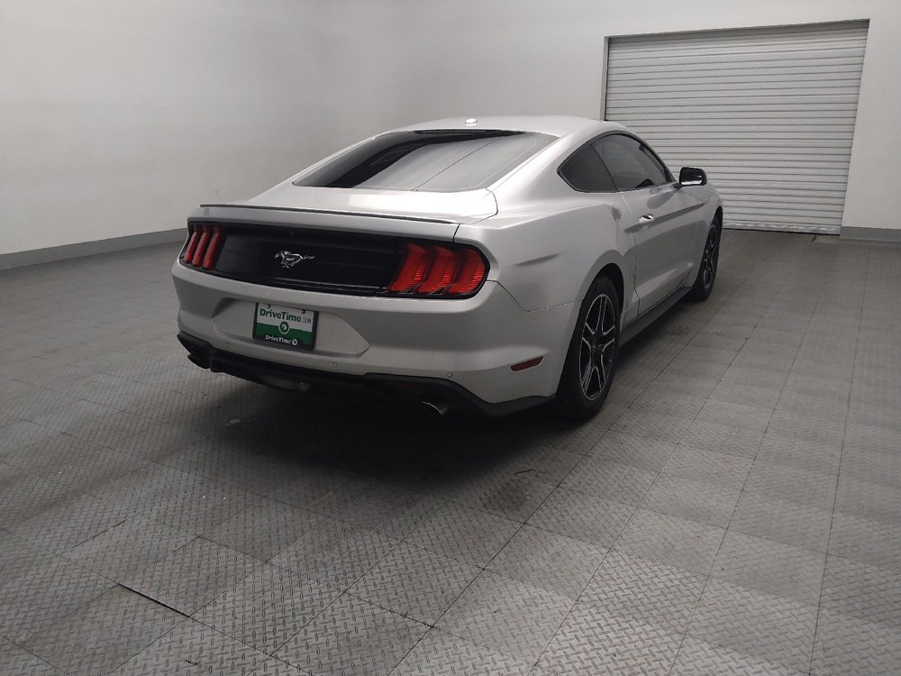 Used 2019 Ford Mustang Premium RWD image 9
